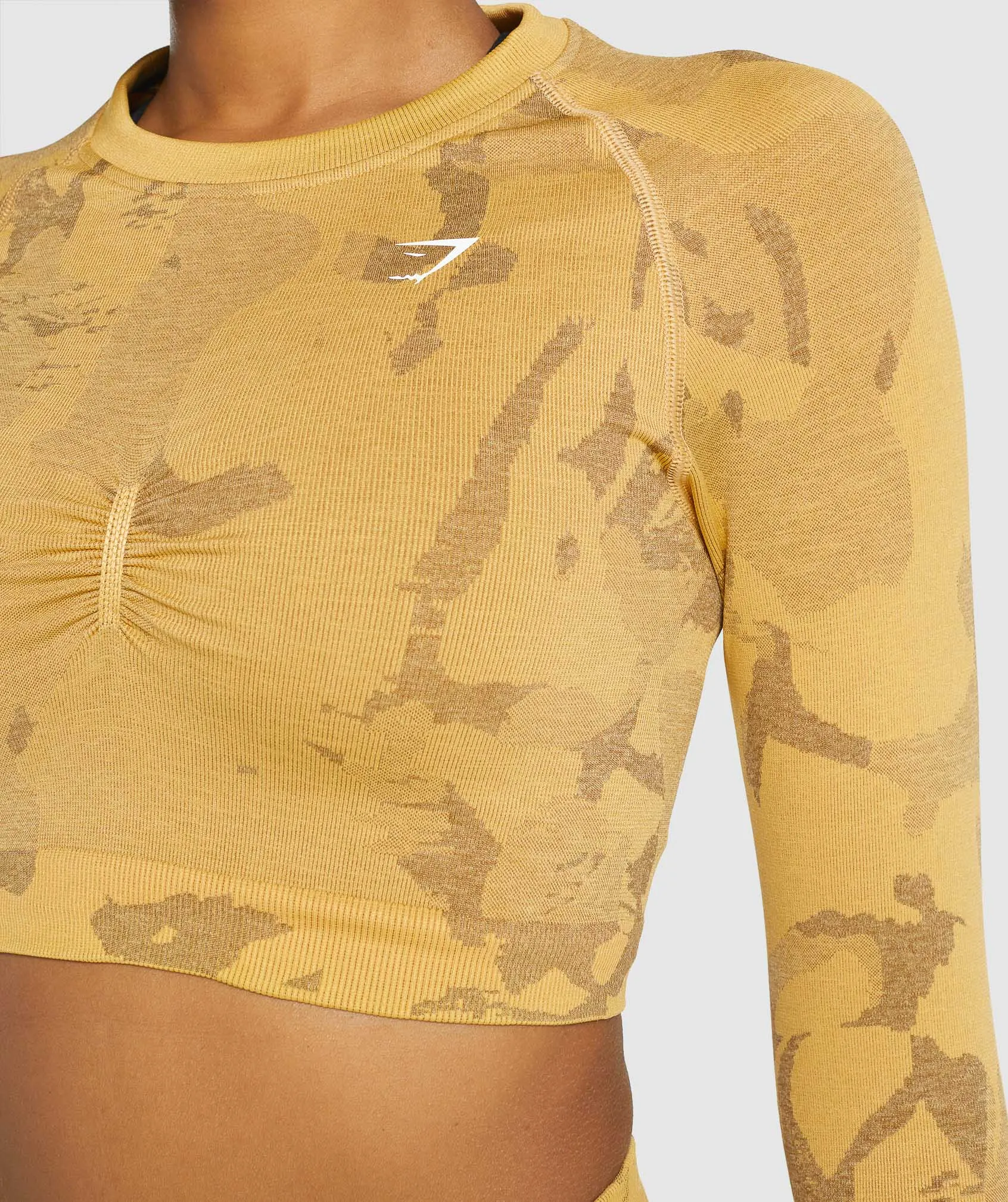 Gymshark Adapt Camo Seamless Long Sleeve Crop Top - Savanna | Yellow