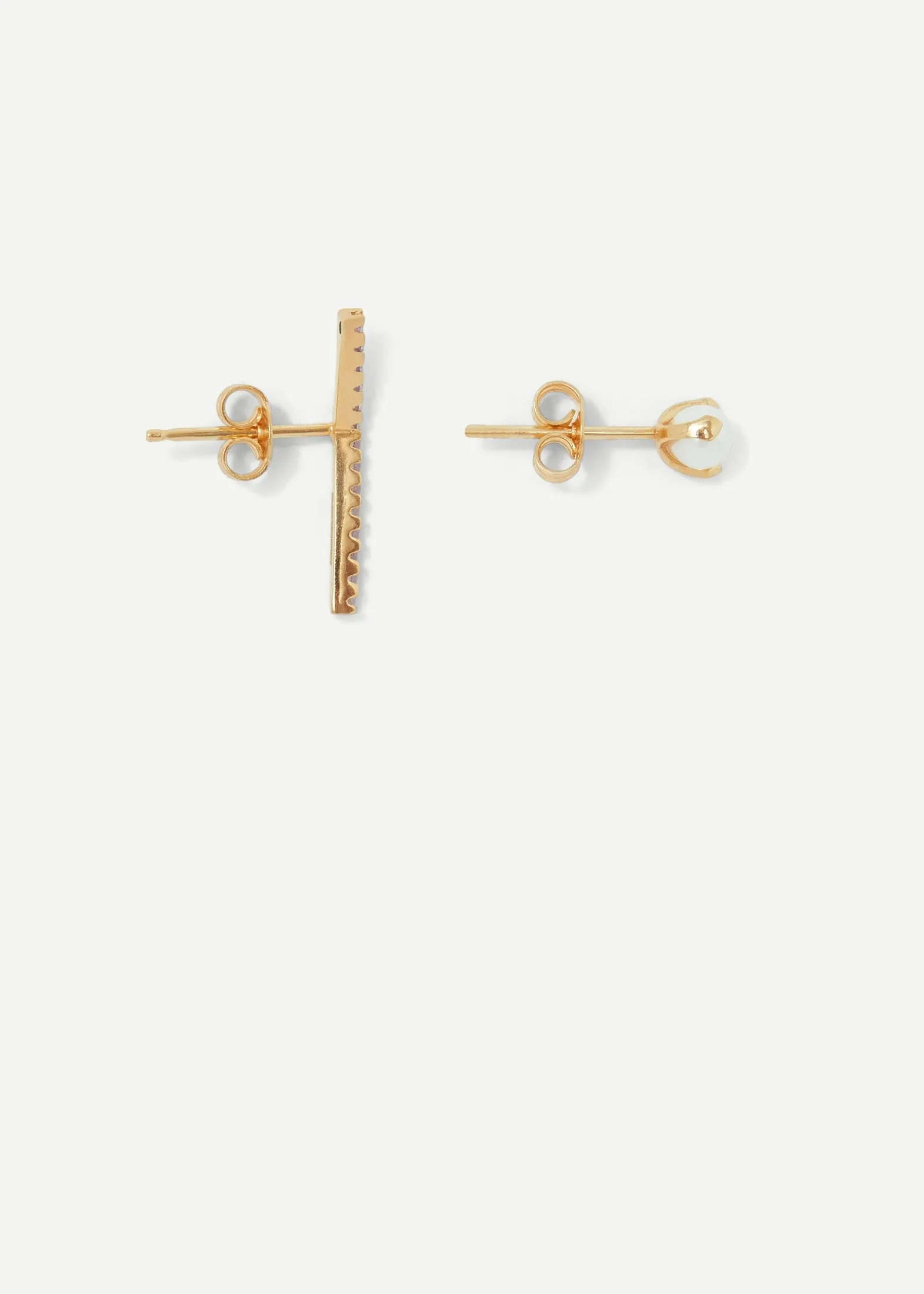 Slized Stud Earring Mini